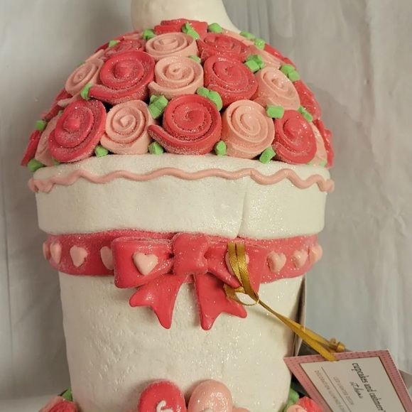 Cupcakes Cashmere Love Bird Light Up Gingerbread Valentines Clay Dough TikTok - Picture 3 of 10